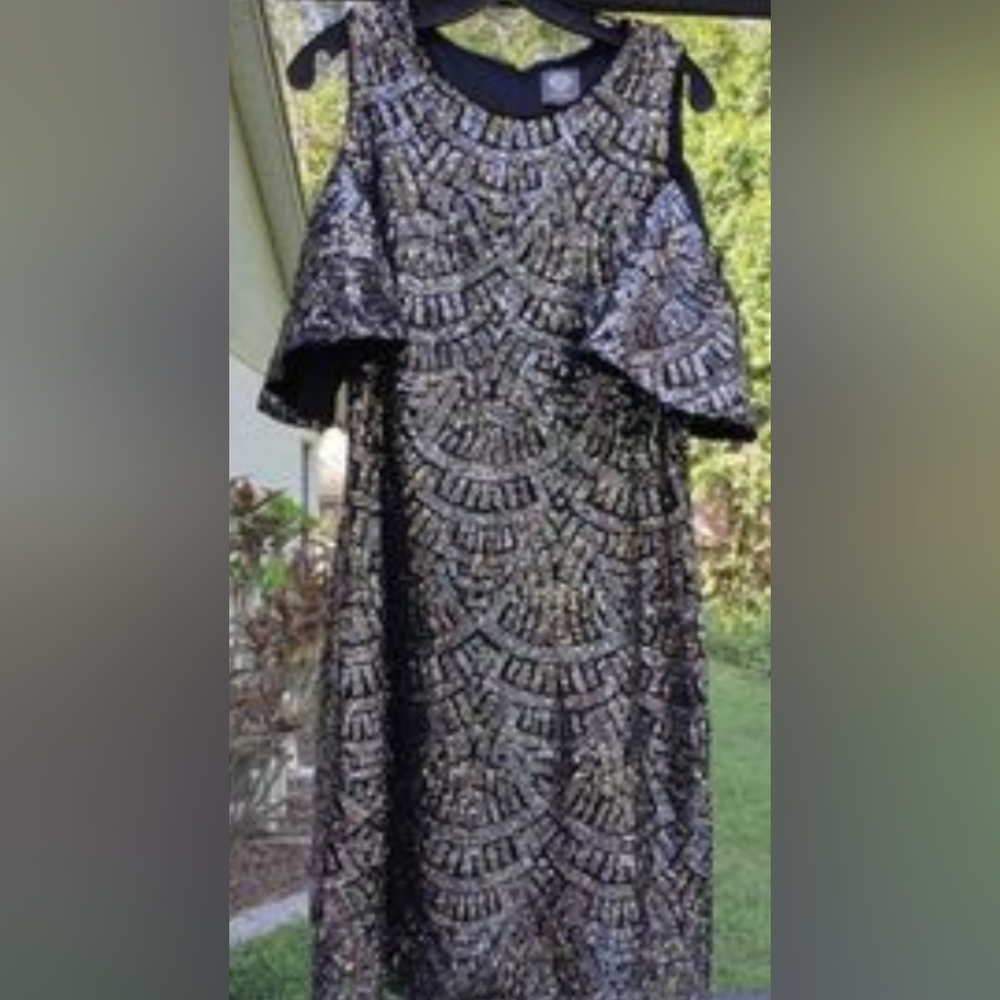 Vince Camuto Cold Shoulder Deco Sequin Dress Size 8